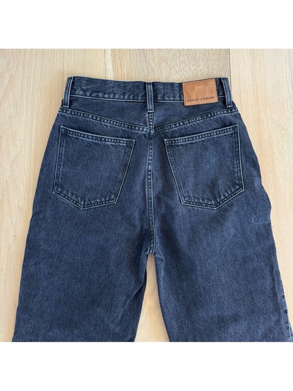 Denim Forum The Gia High Rise Carrot Jeans Size 28L NWOT - Picture 6 of 7